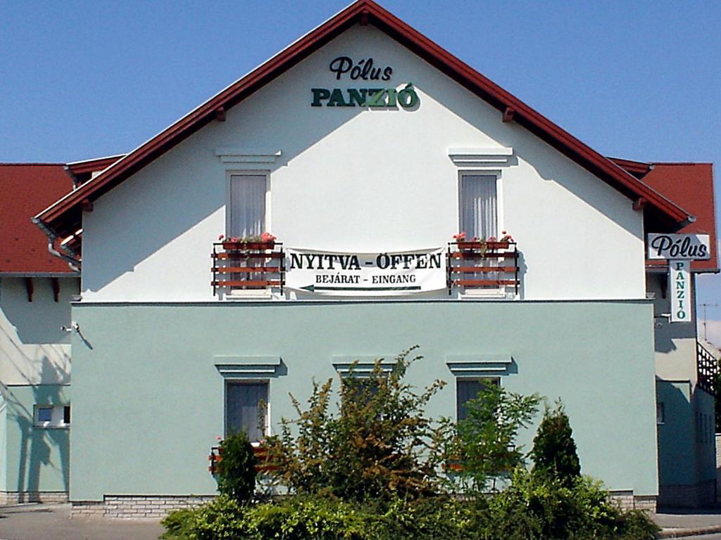 Polus Pension Шопрон Номер фото